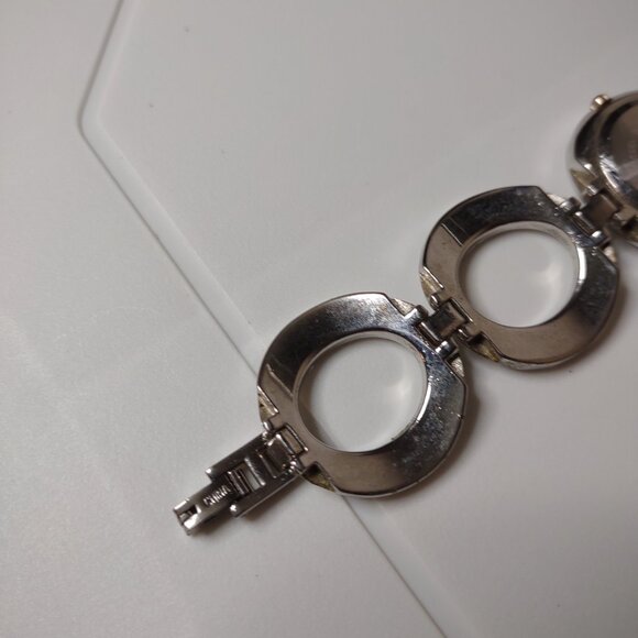 6.75 Inch Silver Tone Round Link Analog Watch - Picture 9 of 14